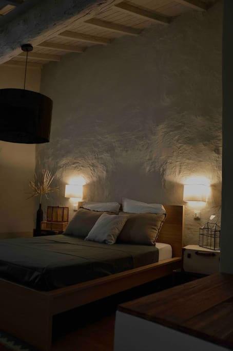 La Loge Familiale: 110M2, Place Rose Goudard, Ac LʼIsle-sur-la-Sorgue Buitenkant foto